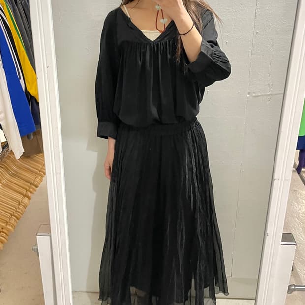 💜Set sale💜 빔즈 블라우스 + 저널스탠다드 스커트