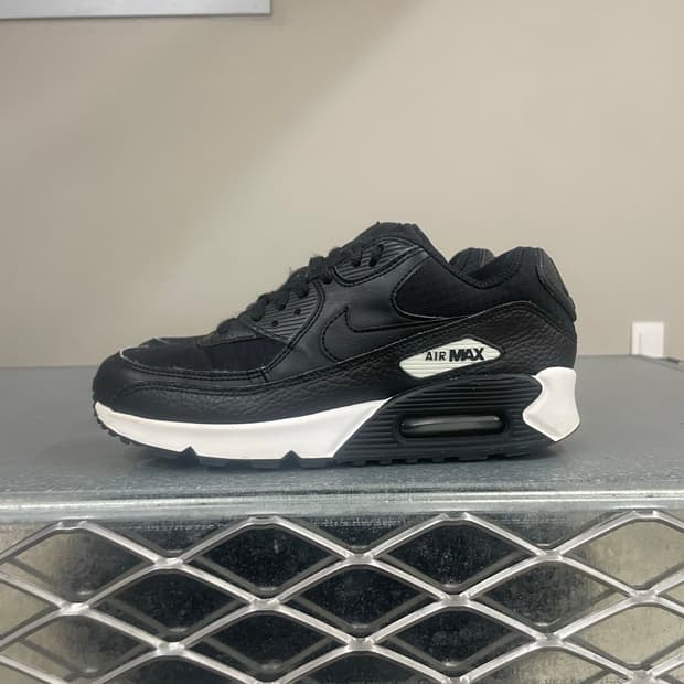 나이키 에어맥스 90 LTR 블랙 화이트 230