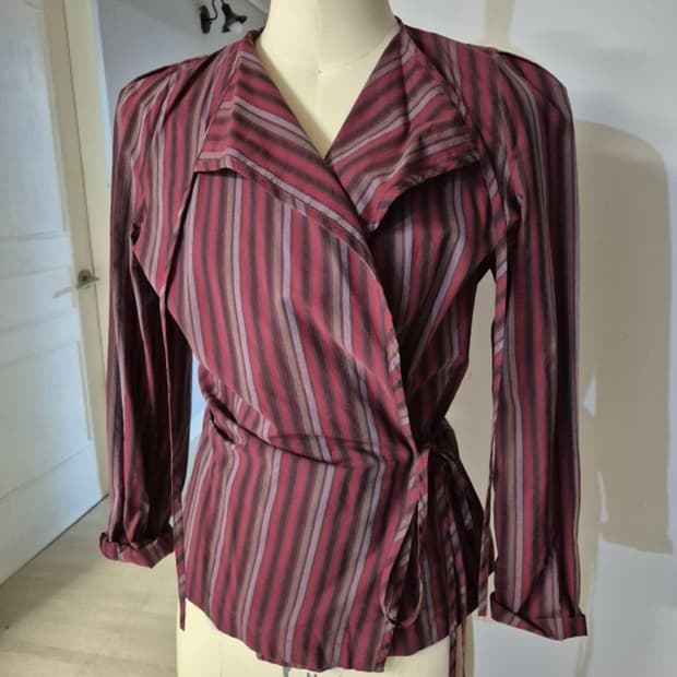 비비안웨스트우드 스트라이프 랩셔츠