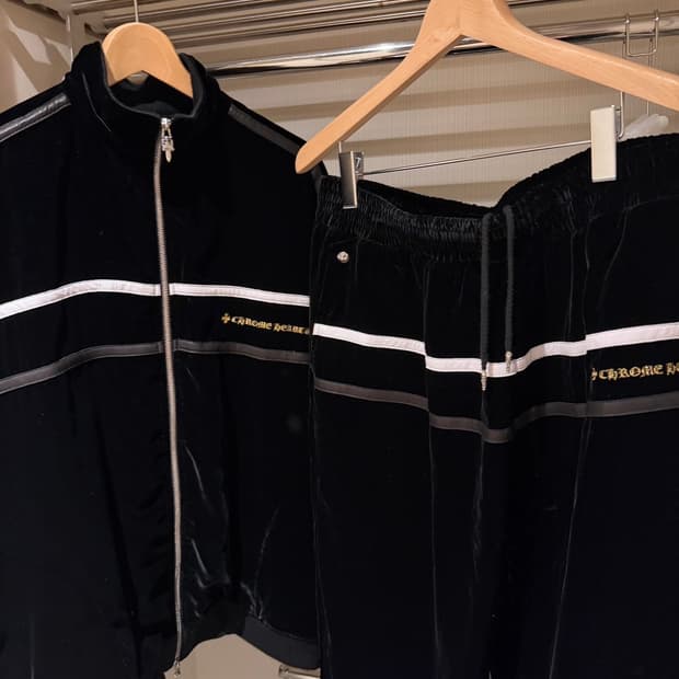 크롬하츠 벨벳 트레이닝 팬츠