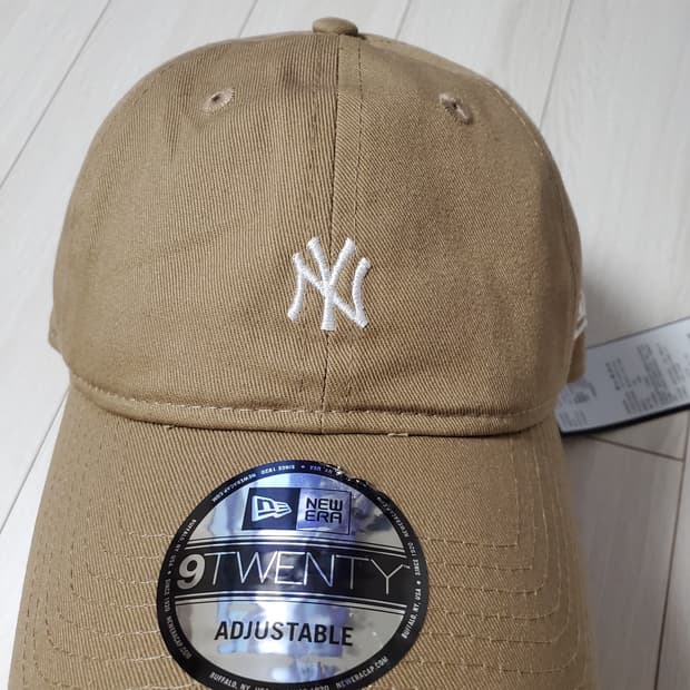 새상품)NEW ERA 뉴에라 볼캡


오염 하자없이 깨끗해요^^