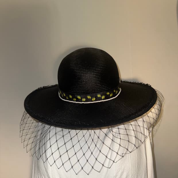 UNDERCOVER hat ss25