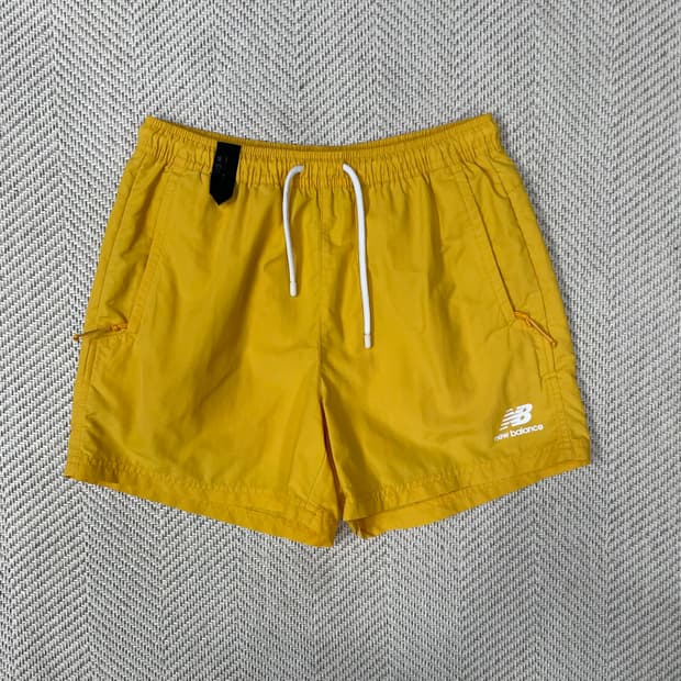 뉴발란스 옐로우 여성 반바지 S