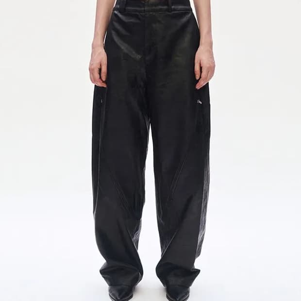 Oblique Zipper Leather Pants 레더 팬츠