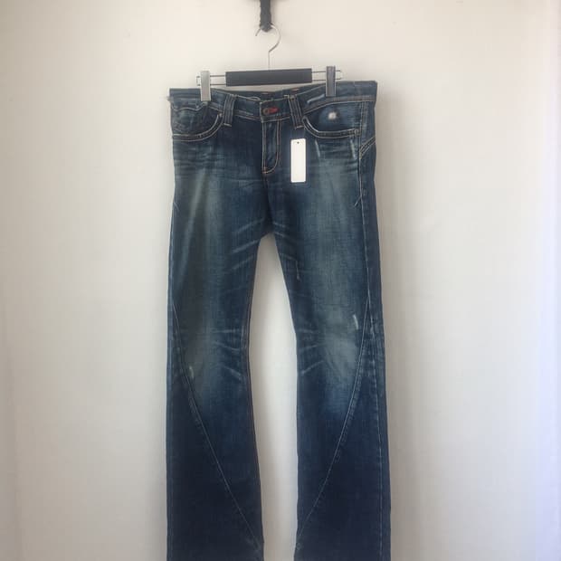 Line detail denim washing pants