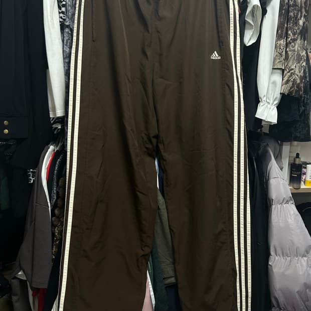 올드스쿨 아디다스 초코 브라운 와이드 트랙팬츠