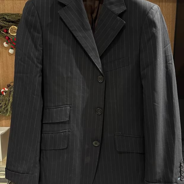 Burberry  양모 스트라이프 싱글 블레이저 자켓