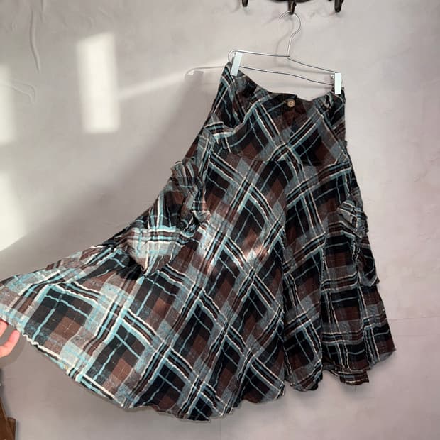 Blue brown check pocket flare cargo sk