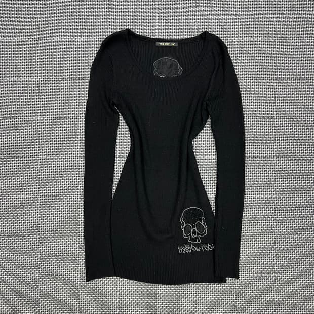 빈티지 고딕펑크갸루 스컬 큐빅 롱슬리브