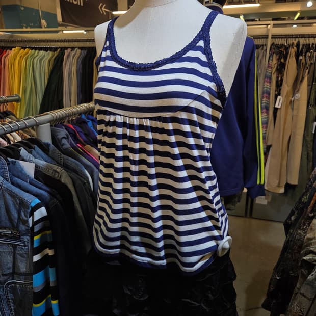 🌟💅갸루특집🌟
갸루펑크 블루 스트라이프 레이스슬리브리스
