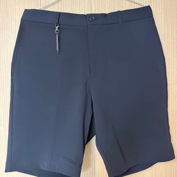 [A+] ZARA 자라 미니멀 실버 체인 고리 뒷밴딩 스판 쇼츠