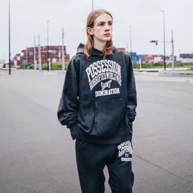 세인트미카엘 포제션 후드 블랙