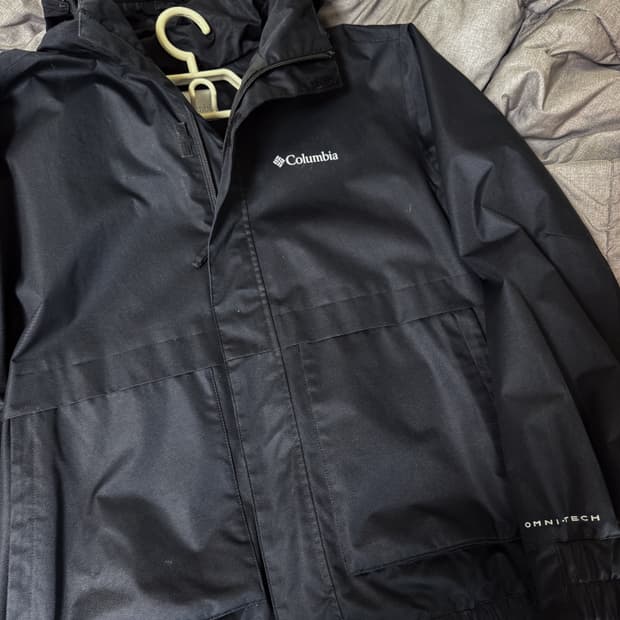 컬럼비아 옴니테크 바람막이
