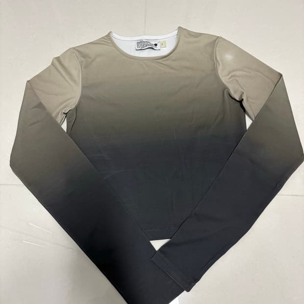 604service 그라데이션 티