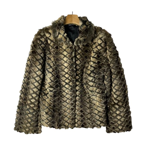 [JPN] 다이아몬드 컷팅 밍크퍼 자켓