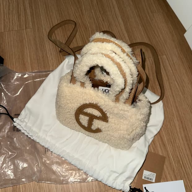 텔파 x 어그 리버스 스몰 숄더백 크로스백