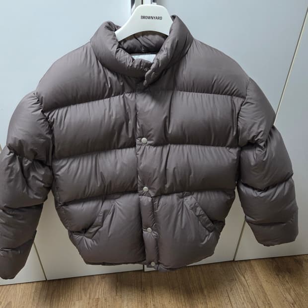 (4) 브라운야드 푸퍼 25fw 4사이즈  브라운