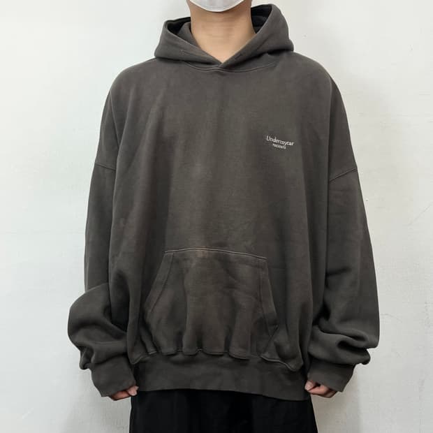 언더마이카 무.10 로고 플레이 오버사이즈 후디