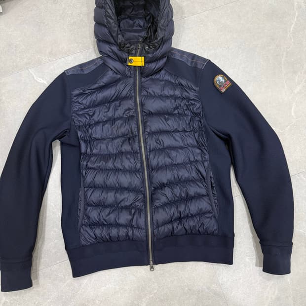 파라점퍼스 네이비 경량패딩