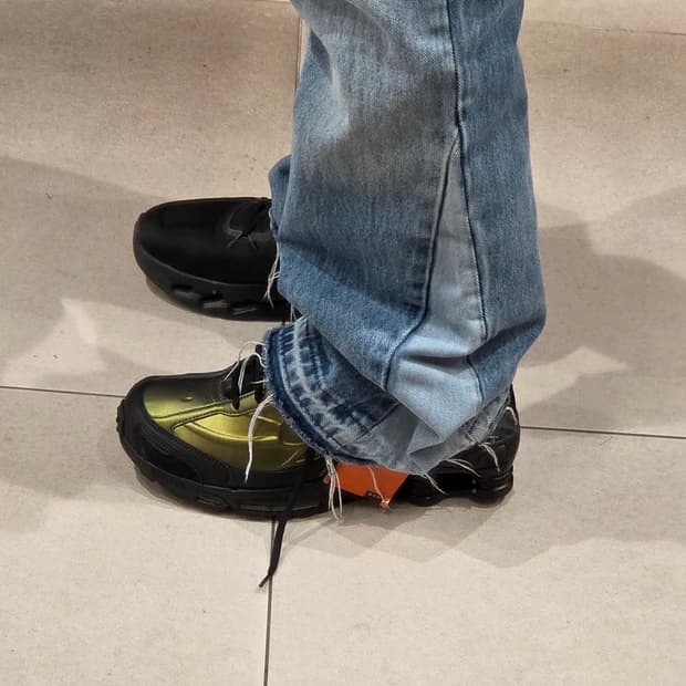 나이키 샥스 라이드 2 블랙 카고 카키 285mm