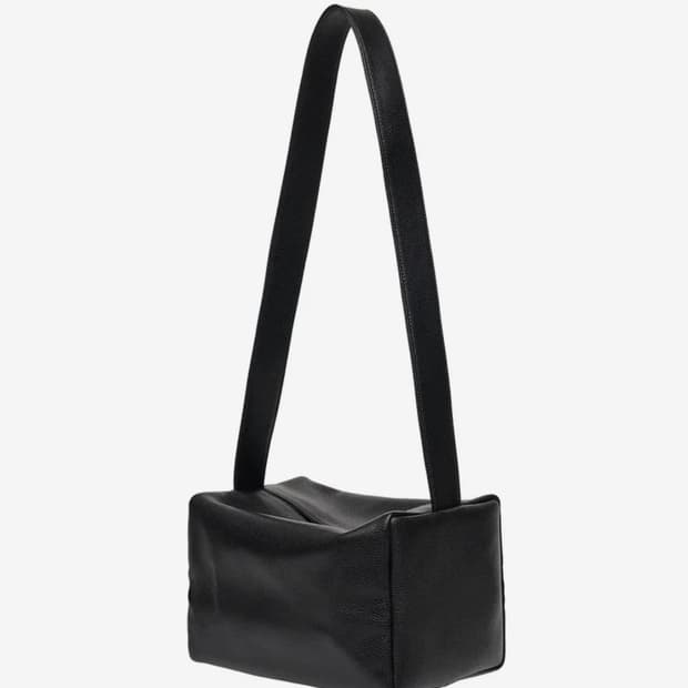 마르디 메크르디 VELO_BLACK [ALL LEATHER]