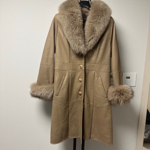 ARIES 폭스털 포인트  양털 토스카나  자켓 - 66사이즈 적당