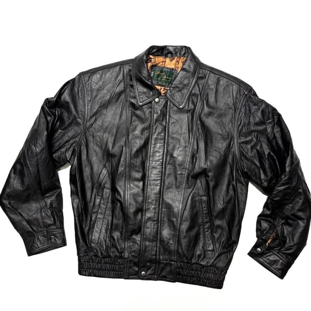 레더 봄버 자켓