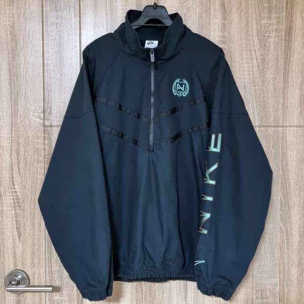 나이키 반집업 윈드러너 아노락