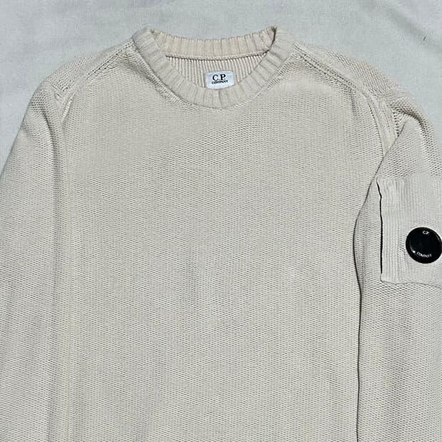 52 C.P.컴퍼니 화이트 코튼 니트