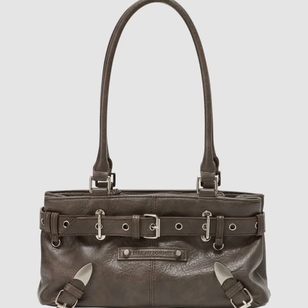 에트오소메 Belt Eyelet Strap Cross Mini Bag (