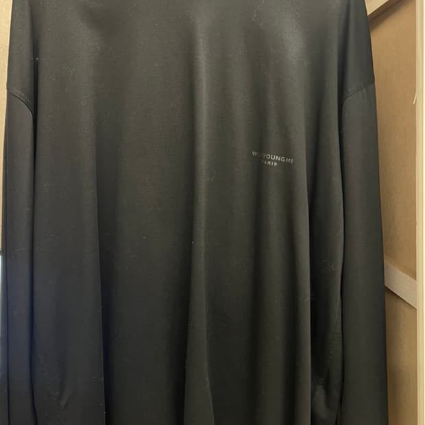 우영미 레더 패치 스웨트셔츠 블랙 - 24SS