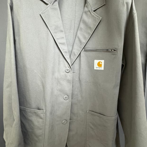 칼하트wip 하이브리드 셋업 m사이즈