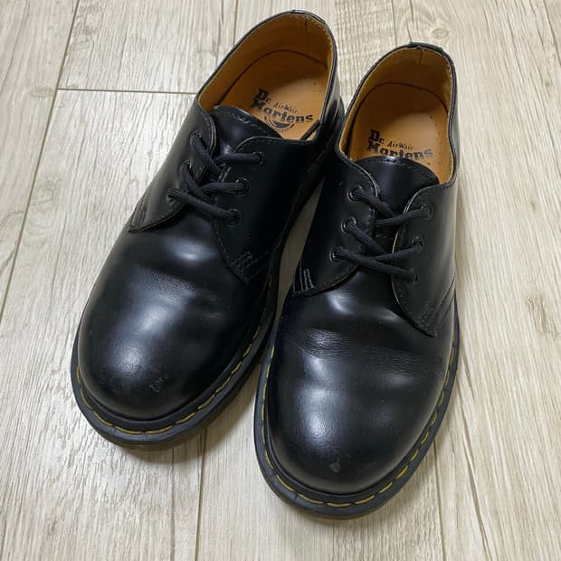 닥터마틴 1461 3홀 스무스 230