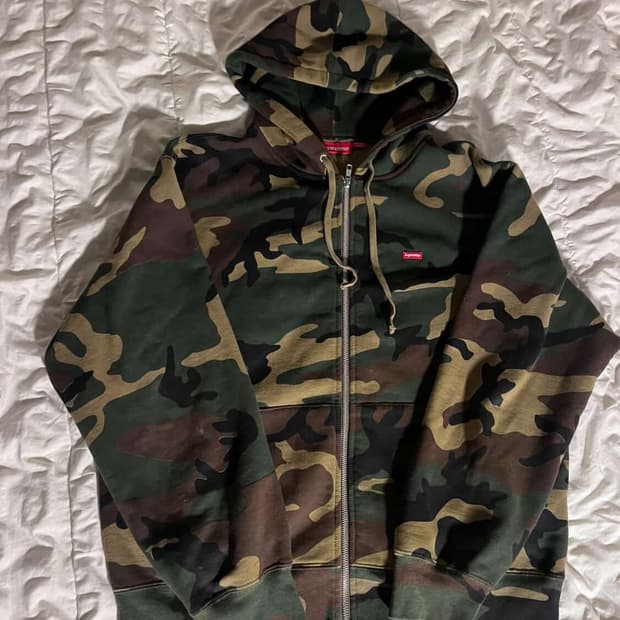 슈프림 24FW 카모스몰로고 후드집업