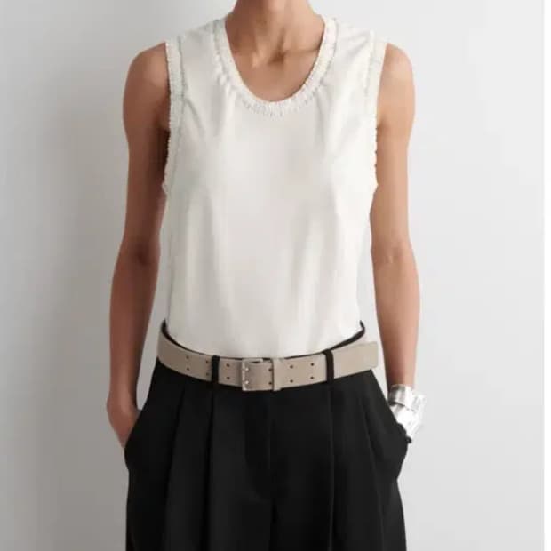 코스 개더드 코튼 슬리브리스 탑 에크루xs