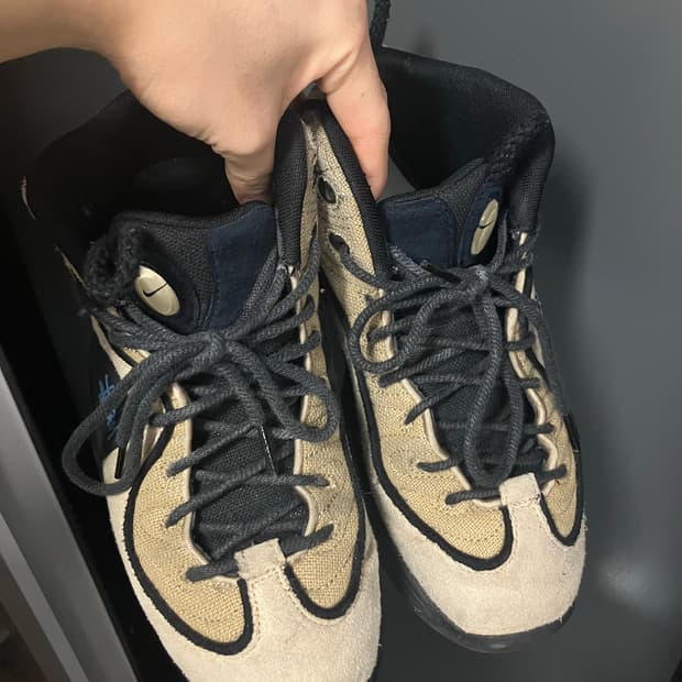 나이키x스투시 에어페니 2 라탄 앤 라임스톤 