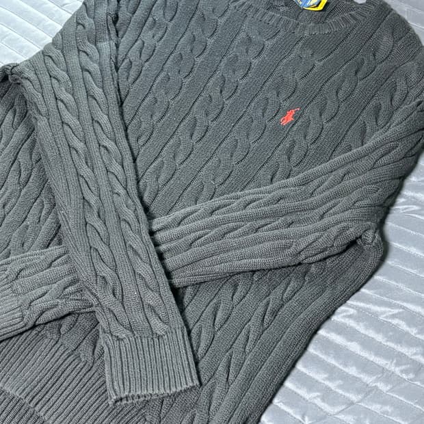 폴로 케이블 니트