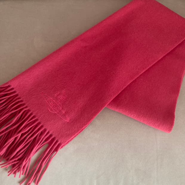 비비안웨스트우드 캐시미어100 머플러 목도리