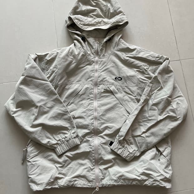 OY 나일론 윈드브레이커 자켓 베이지