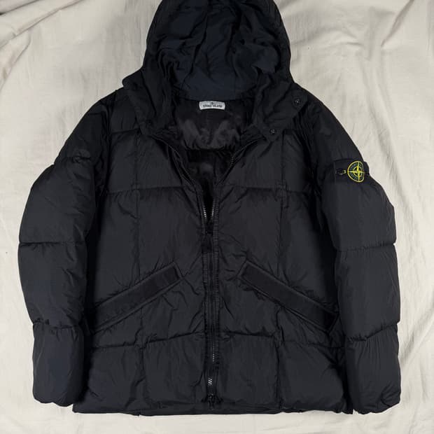 스톤아일랜드 가먼트 다이드 패딩 점퍼 자켓