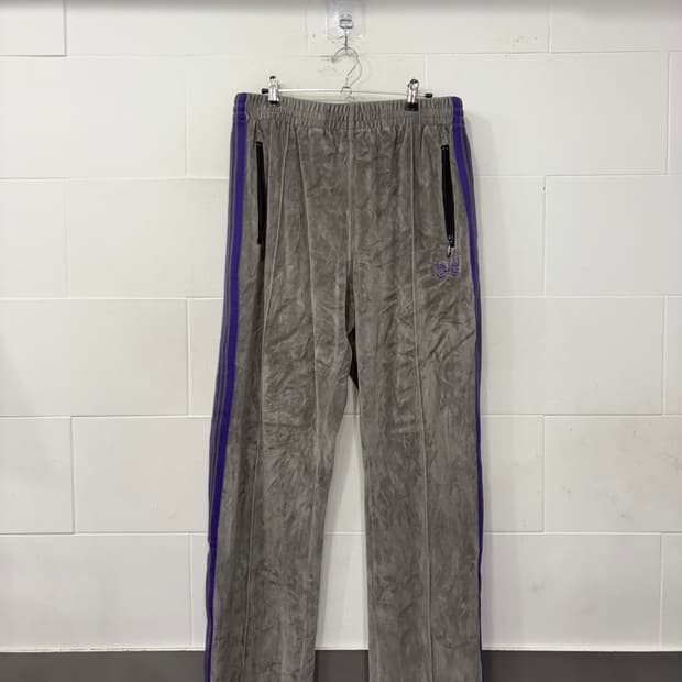 니들스 내로우 트랙팬츠 벨루어 헤더 그레이