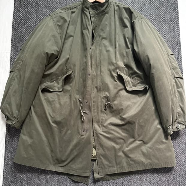 프리즘웍스 피쉬테일 야상 L