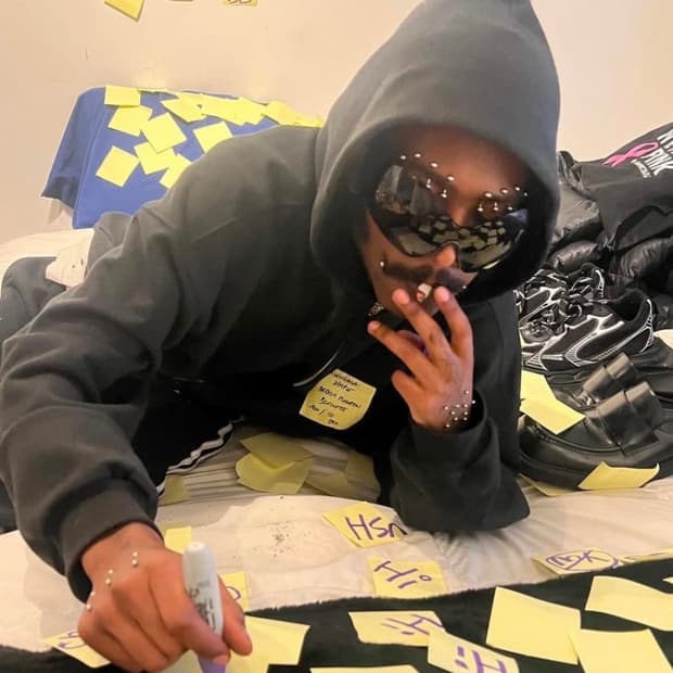 Balenciaga summer23 발렌시아가 포스트잇 후드집업