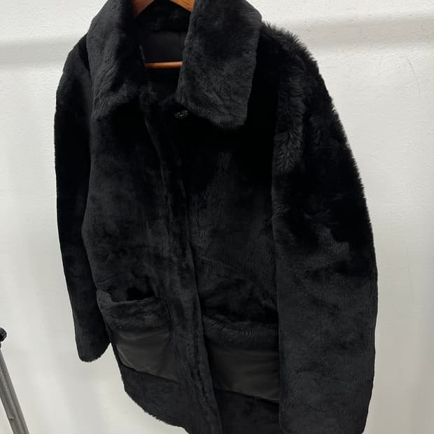 여) 마커스루퍼 리서비스 무스탕 