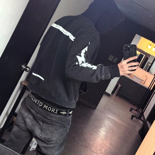 창모 concrete spark 후드집업