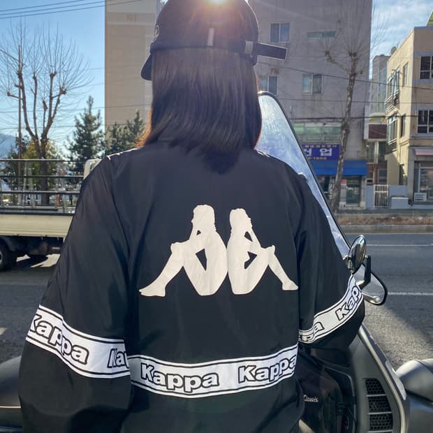 카파(Kappa) 빅로고 테이핑 바람막이 재킷