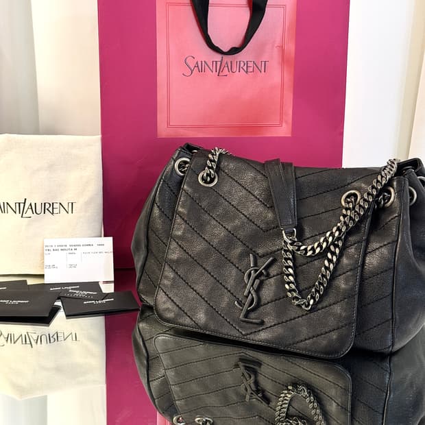 입생로랑 니키백 미디움 블랙 신형 