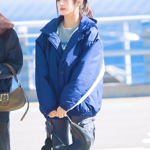 나이키 솔로 스우시 푸퍼 미드나이트 화이트 네이비