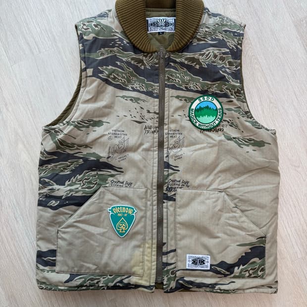 2010 F/W FUCT 퍽트 타이거 카모 베스트 L