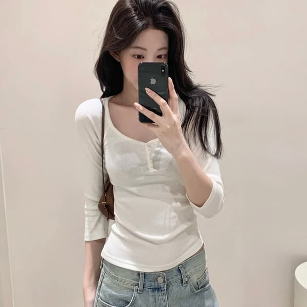 제니오 벨라7부 버튼티